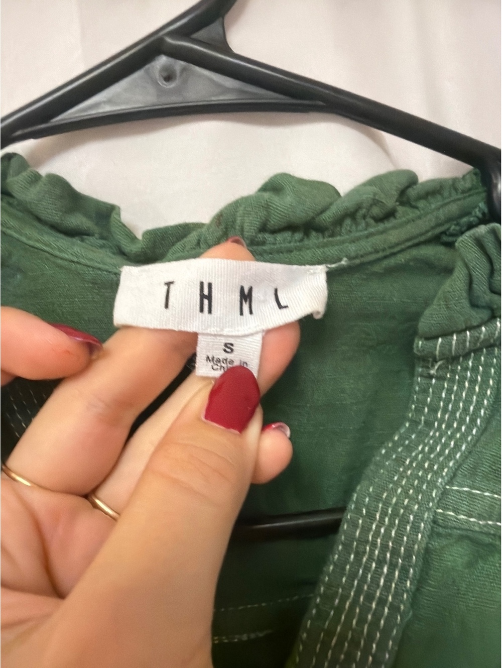 THML Sleeveless Green Top Size Small - Picture 2 of 3